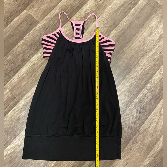 Lululemon Black & Pink Athletic Top size 8 - Picture 2 of 6